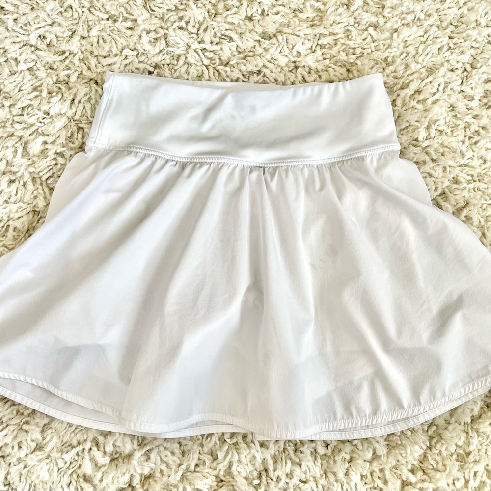 Lululemon/Athleta Style Workout Skort/Skirt, Size Small